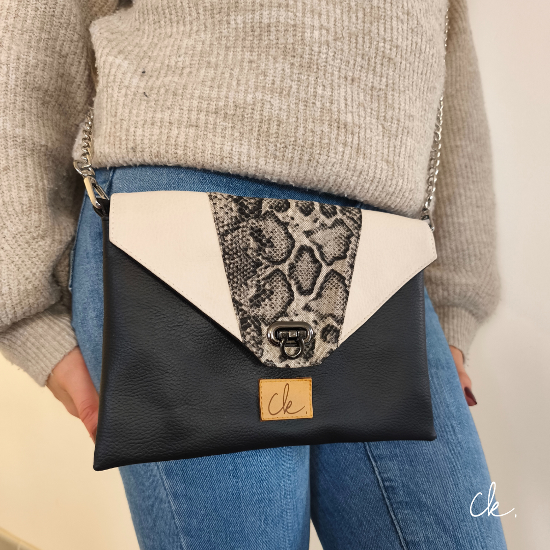 Pochette Macha